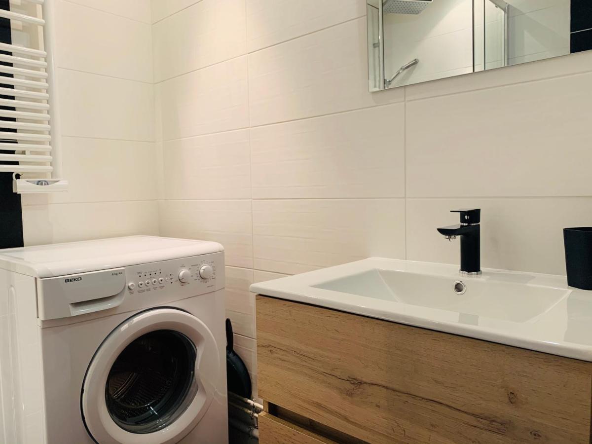Super Lioran - Appartement Entierement Equipe Laveissière Exteriör bild